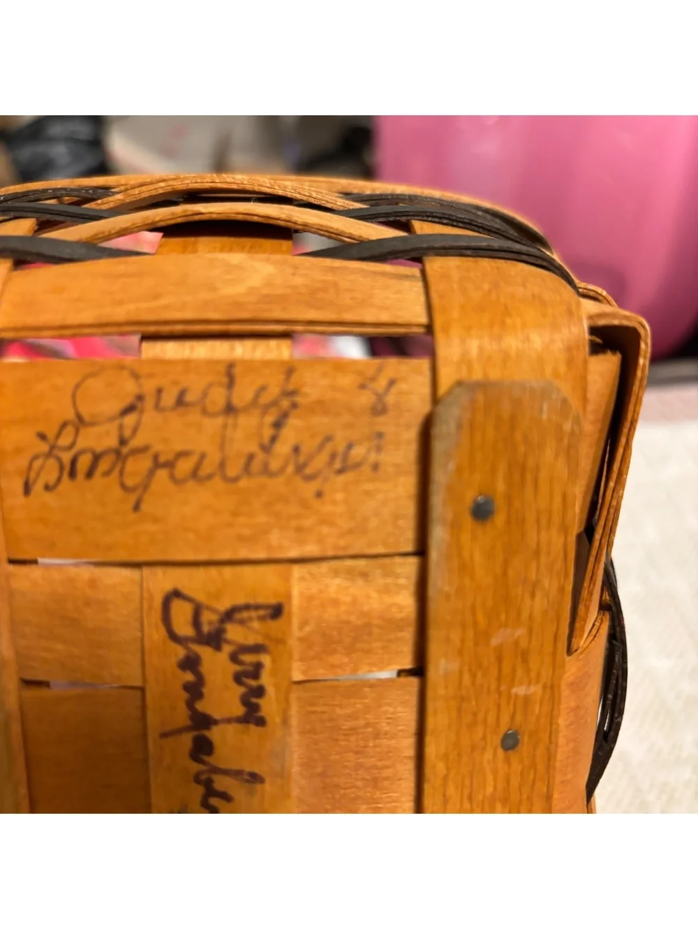 Longaberger Basket with Liners & 4 Signatures - 1995 & 2 Purses